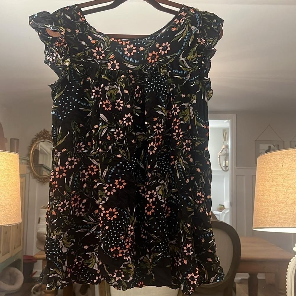 ModCloth Floral Flutter Sleeve‎ Blouse​​ - Picture 4 of 4